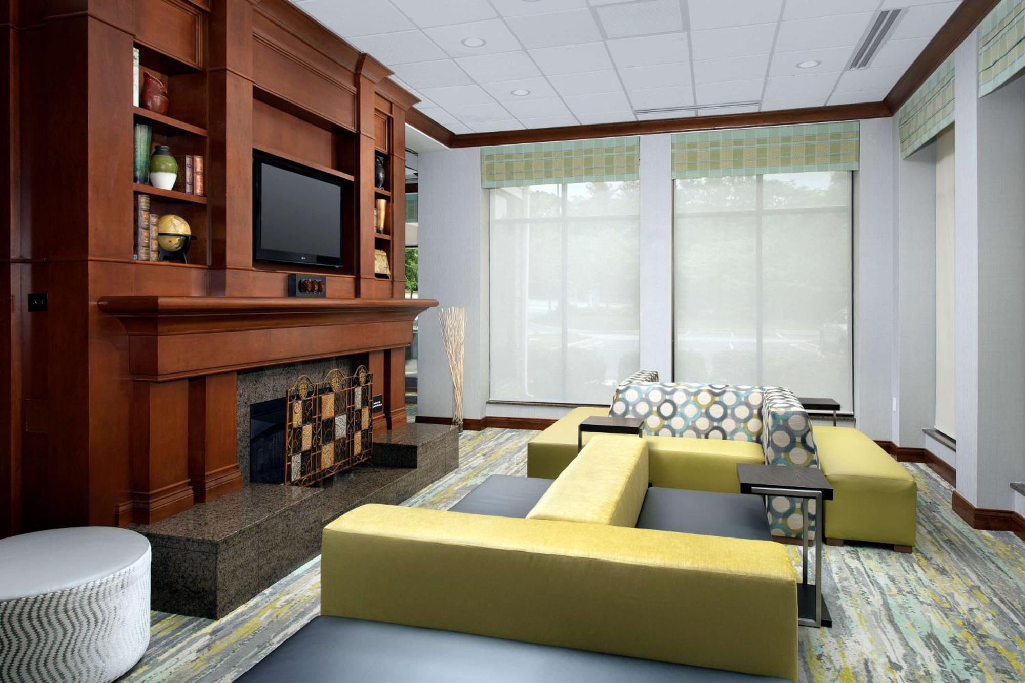 Hilton Garden Inn Atlanta West/Lithia Springs Bagian luar foto